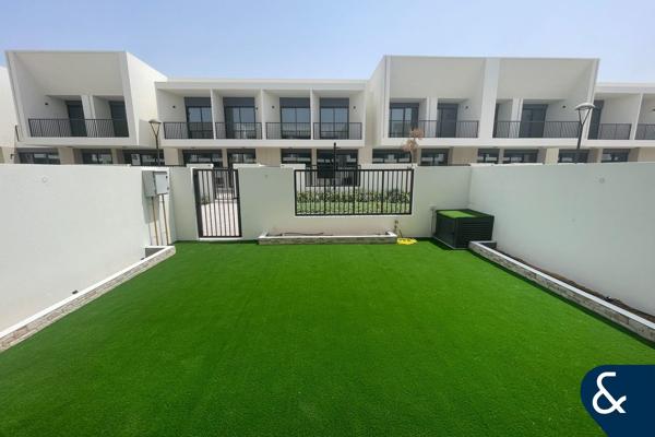 ON THE GREEN BELT | LANDSCAPED | BRAND NEW